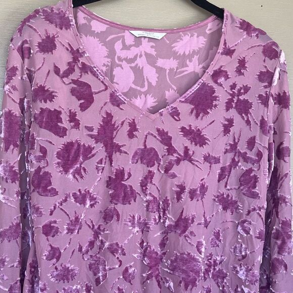 St. Michael Marks & Spencer Rose Velour Textured Long sleeve Blouse - Picture 2 of 7